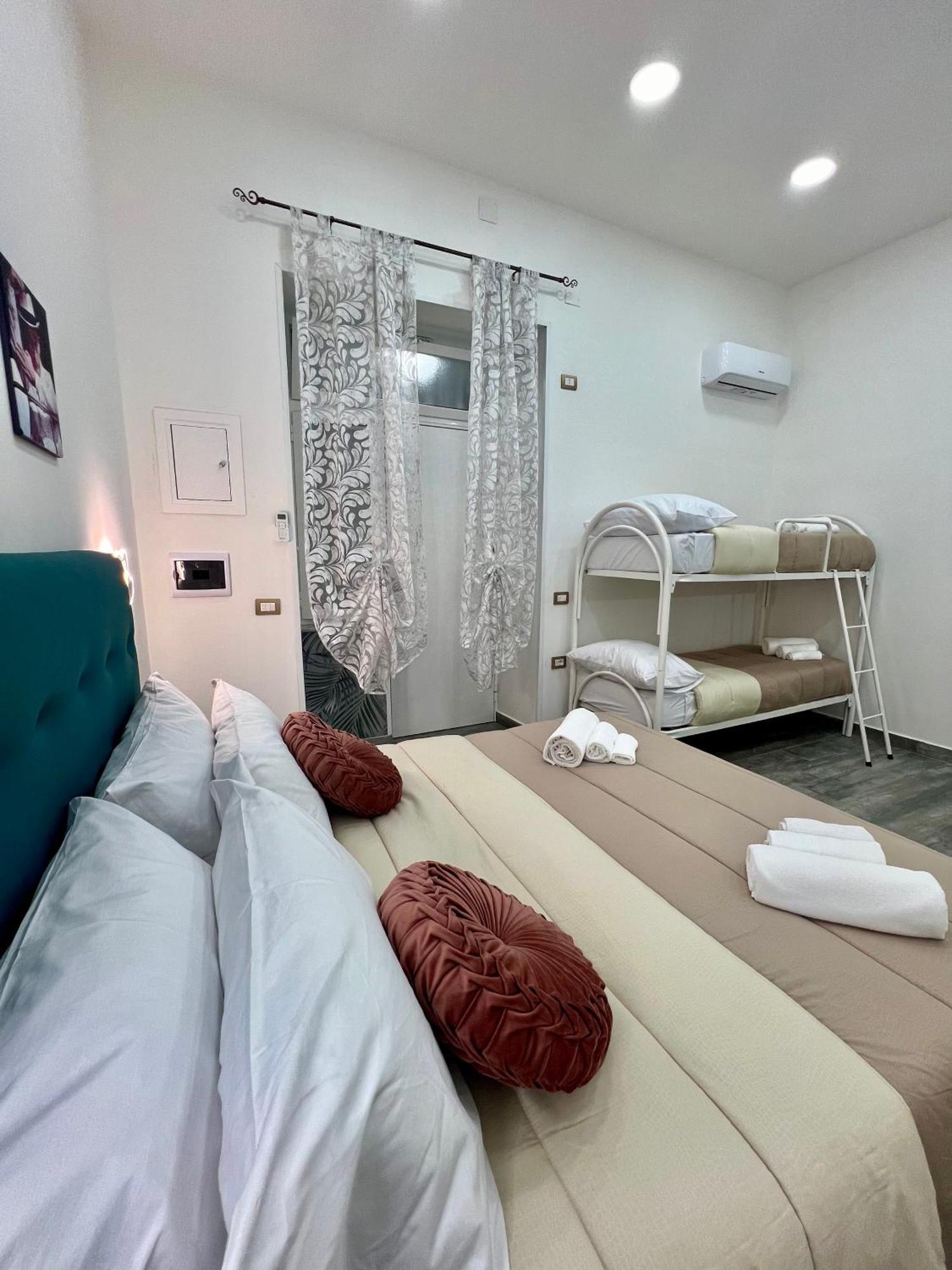 Luxury Catacombe * Napels